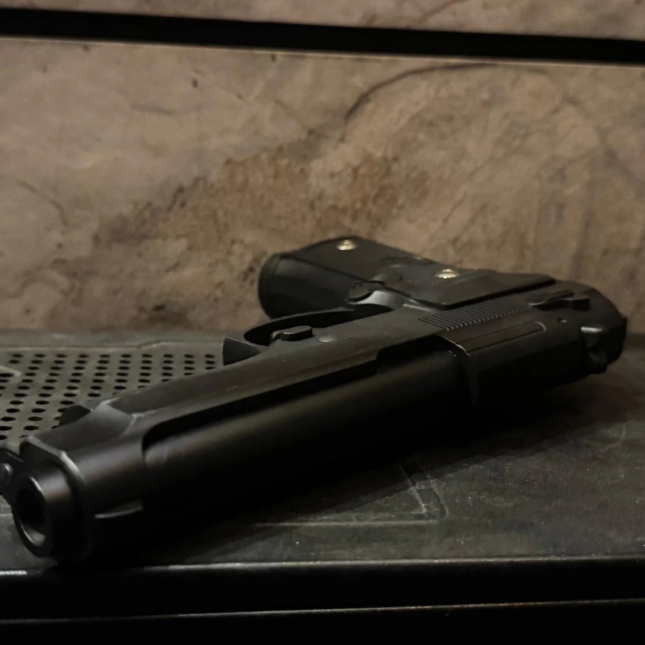 Pietro Beretta M92 9mm Airsoft Toy Gun - BLACK FINISH